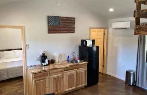 Custer Casa | Gold Valley Camp Cabin 1