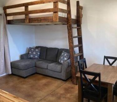 Custer Casa | Gold Valley Camp Cabin 5