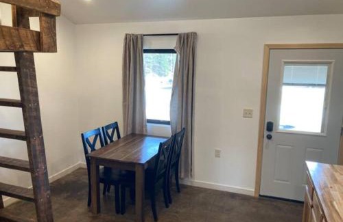 Custer Casa | Gold Valley Camp Cabin 5