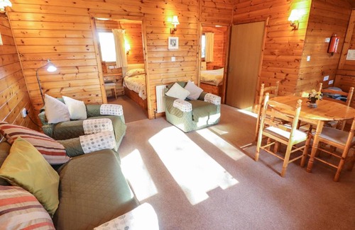 Alford Casa | Goldcrest