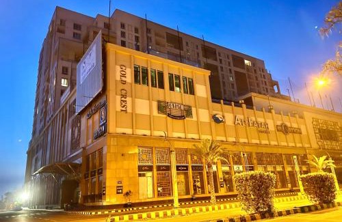Lahore Apartamento | Goldcrest Luxe Living - 5 Star Serviced Apartments , DHA Lahore