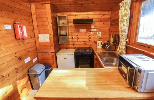 Alford Cabaña | GOLDCREST, pet friendly, country holiday cottage in Alford