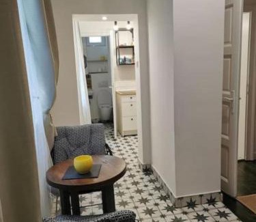 Vukov Spomenik Apartamento | Golden Age Hollywood PROMO PRICE!