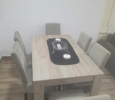 Valjevo Apartamento | Golden Apartment