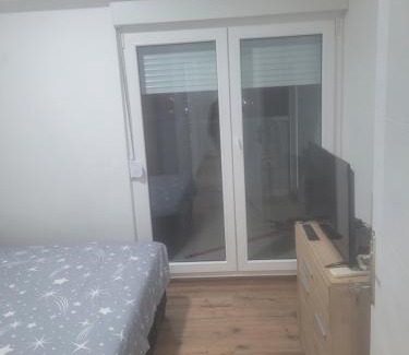 Valjevo Apartamento | Golden Apartment