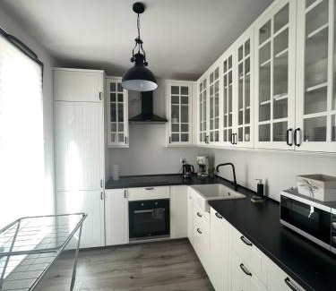 Praga Apartamento | Golden Apartments Warsaw - Marcinkowskiego 1