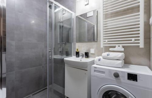 Muranow Apartamento | Golden Apartments Warsaw Solidarnosci 60B 37