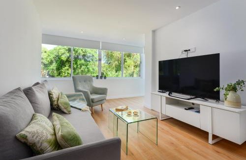 Bahia Dorada Apartamento | Golden Bay Apartment