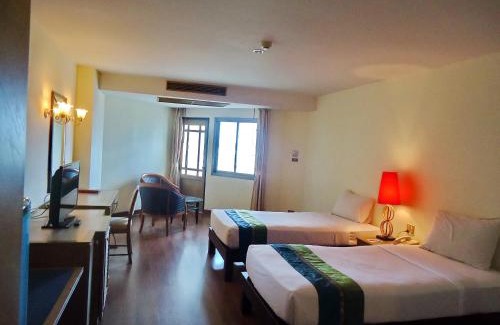 Cha-am Hotel | Golden Beach Cha-Am Hotel
