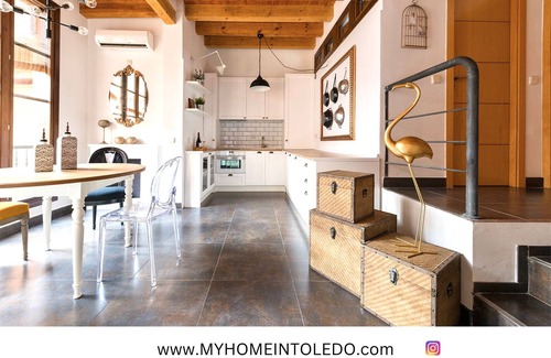 Toledo City Center Apartamento | ~GOLDEN~ by myhomeintoledo.com