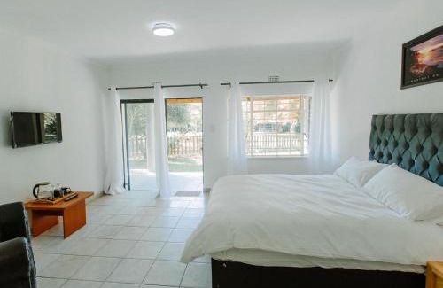 Greater Johannesburg Metropolitan Area Casa | Golden Candle Guest House