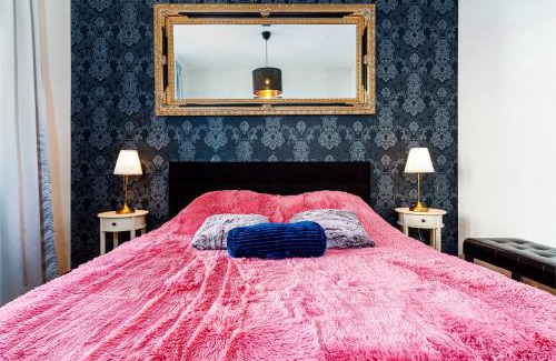 Vysehrad Apartamento | Golden Dog Suite