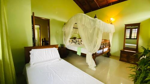 Kandy Cabina | Golden Hill Hanthana