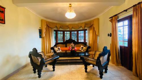 Kandy Cabina | Golden Hill Hanthana