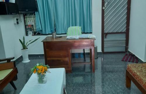 Karunagappally Casa | Golden Homestay (Parayil Farm House)
