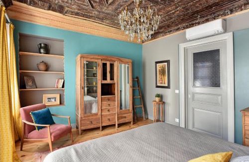 Balat Casa | Golden Horn Views from The Saffron House in Old Istanbul