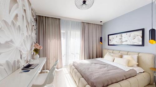 Srodmiescie Apartamento | Golden Hour Rose - Kurkowa 14 Residence