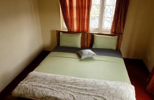Nuwara Eliya Cama Y Desayuno | Golden King Cottage