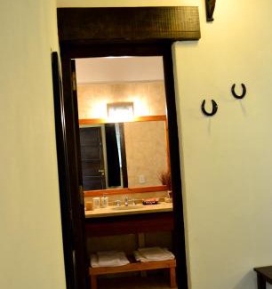Paso de la Patria Cabina | Golden Lodge