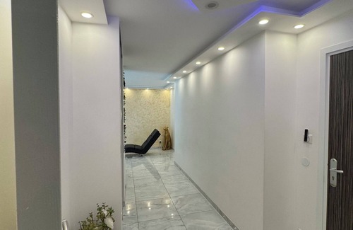 Poteries Apartamento | Golden seconds: luxury and relaxation with private Jacuzzi and massage chair