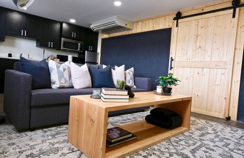 Tremonton Apartamento | Golden Spike Stable Getaway in Downtown Tremonton