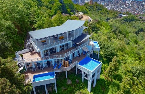Khelvachauri Apartamento | GOLDEN SUNSET BATUMI, VILLA WITH PANORAMIC VIEW AND INFINITI POOLs