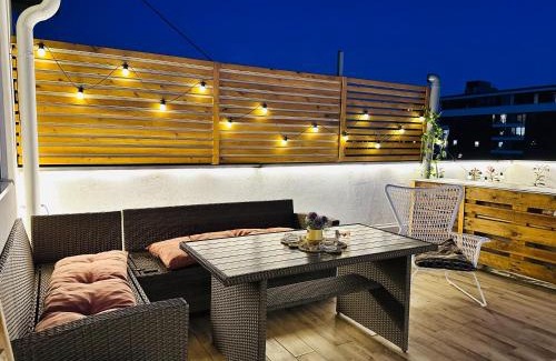 Novi Beograd Apartamento | Golden Sunset Terrace Apartment Ana
