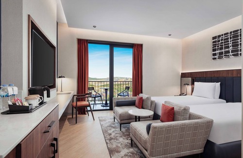 Cerkesli Hotel | Golden Tulip Gebkim Kocaeli