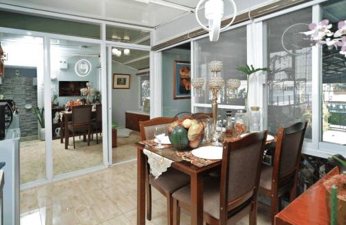 Malolos City Apartamento | Golden V Grandeuria Unit F