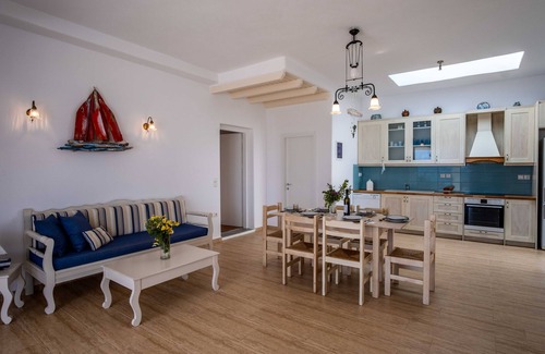 Chrissi Akti Villa | Golden View Villa in Golden Beach With Private Swimming Pool