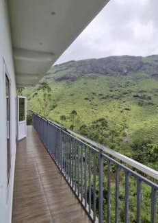 Elappara Villa | Golden Villa