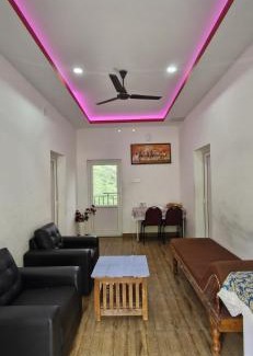 Elappara Villa | Golden Villa