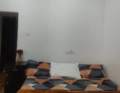 Elappara Villa | Golden Villa