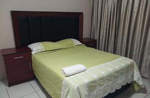 Rustenburg Casa | Goldenside Guest House Rustenburg
