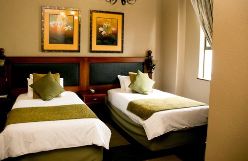 Nigel Cabina | Goldfields Lodge and Conference Centre
