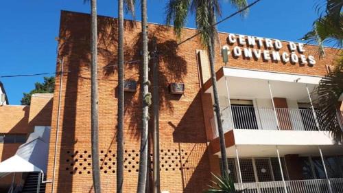 Louveira Hotel | GoldMen Business Louveira