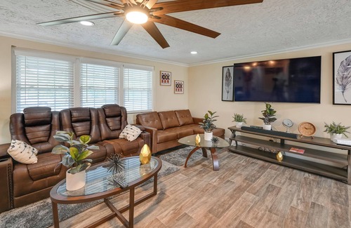 Goldsboro Casa | Goldsboro Vacation Rental w/ Large Backyard!