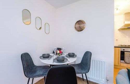Coventry Apartamento | Goldsmith Place by Patternbricks