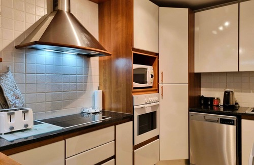 Strand Apartamento | 'Goldwater on Beach', Stunning 3 bedroom apartment opposite the Beach