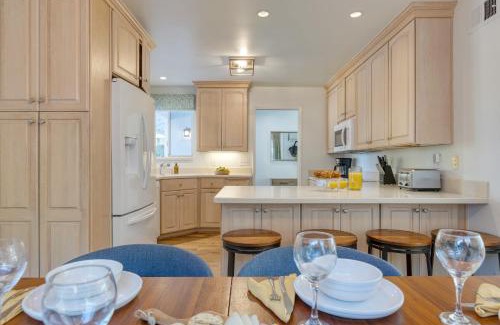 Goleta Casa | Goleta Getaway by AvantStay Private Backyard 1.5mi to the Beach