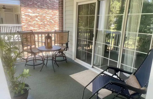Socastee Condominio | Golf / Beach Retreat in Charming 2-bedroom Condo in Delightful Myrtle Beach