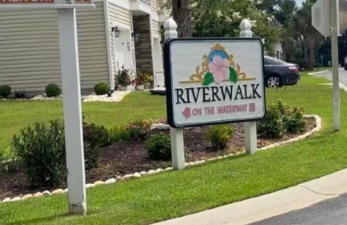 Socastee Condominio | Golf / Beach Retreat in Charming 2-bedroom Condo in Delightful Myrtle Beach