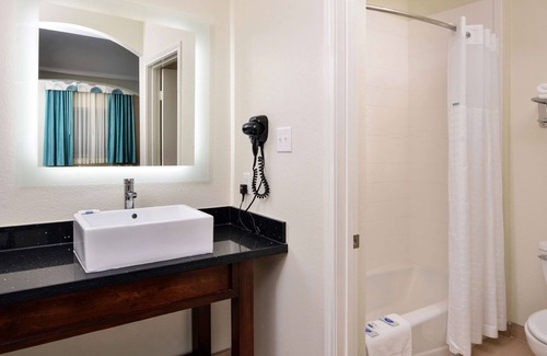 Spring Hotel | Golf Break! Great Location for Cypresswood Golf Club & Golf Club of Houston!