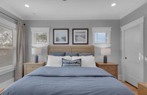 Santa Rosa Beach Casa | Golf Cart, 3 King Beds, Covered Rooftop Area, Half Mile to Beach!