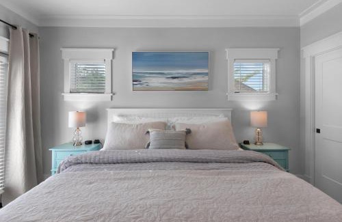 Santa Rosa Beach Casa | Golf Cart, 3 King Beds, Covered Rooftop Area, Half Mile to Beach!