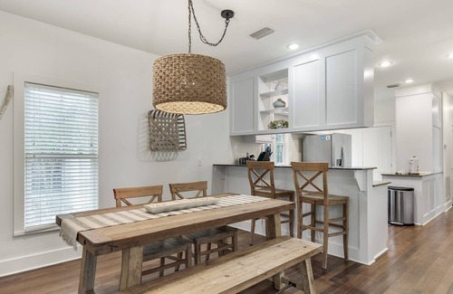 Seacrest Casa | Golf Cart! 300 FT to Seasonally Heated Pool! 4 Bikes! Walk to the Beach! Footprints in the Sand 30A