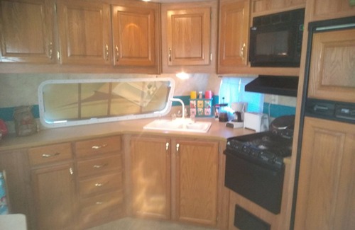 Surfside Beach Casa | Golf cart included ,nice RV king bed