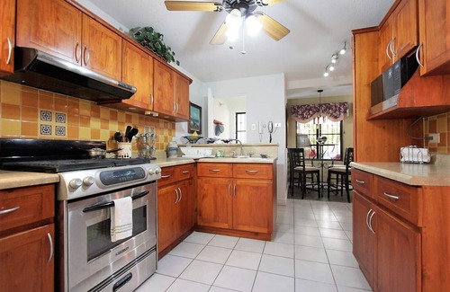 Ciudad Cariari Casa | Golf Community Townhouse