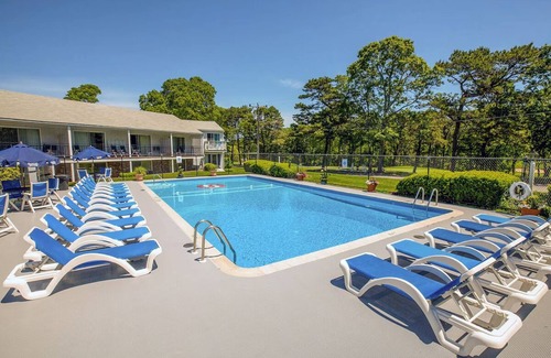 South Yarmouth Casa | Golf Course-Adjacent Traditional One Bed, Blue Rock Resort