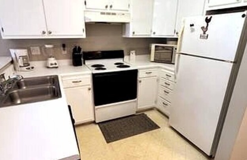 Carolina Forest Condominio | ~Golf Course Condo with Pool & Jacuzzi!! Sleeps 6!